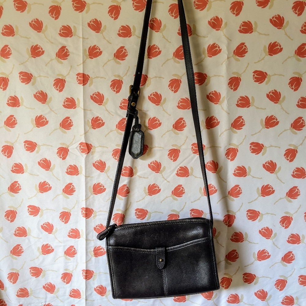 Vintage leather Liz Claiborne messenger bag